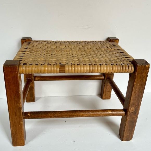 VTG Cane Stool Plant Stand Woven Boho Wood Bohemian Decor Vintage - Picture 3 of 10